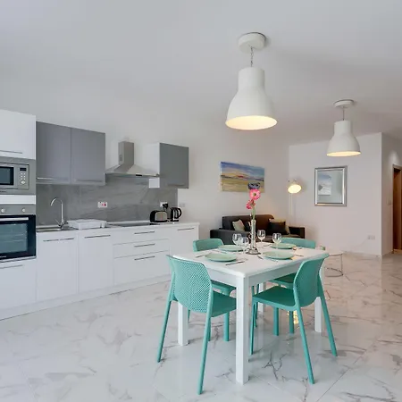 Lejlighed Marvelous 2 Bedroom By The Sea Qawra
